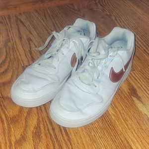 Nike Women's size 9